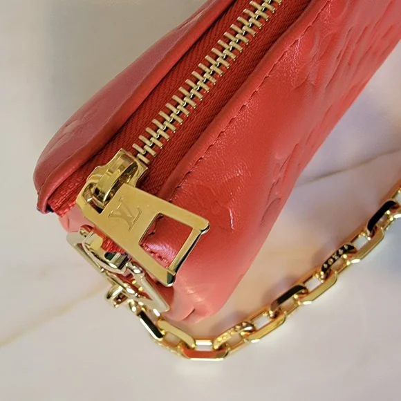 Louis Vuitton Coussin PM Crossbody Shoulder Bag Chain Rare Red Leather - Picture 10 of 13